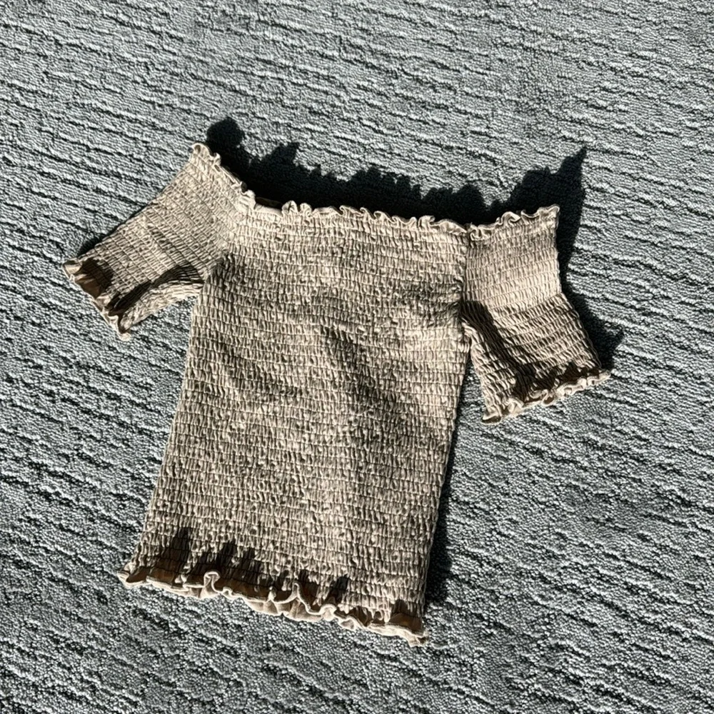 Rouched top - Picture 1 of 1